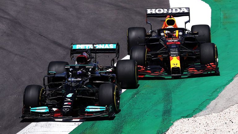 Επίδειξη ισχύος από τον Lewis Hamilton στην Πορτογαλία Επίδειξη ισχύος από τον Lewis Hamilton στην Πορτογαλία