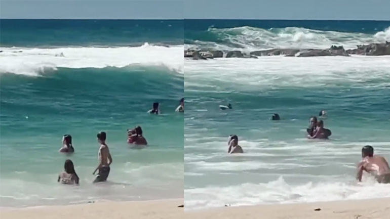 Ένα παιδί αλλάζει ηλικία από ένα κύμα