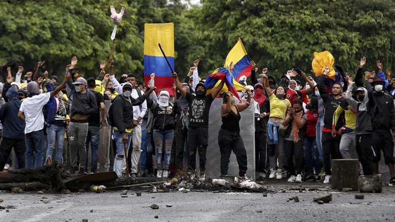 Κολομβία: Παραιτήθηκε ο υπουργός Οικονομικών μετά τις αιματηρές διαδηλώσεις