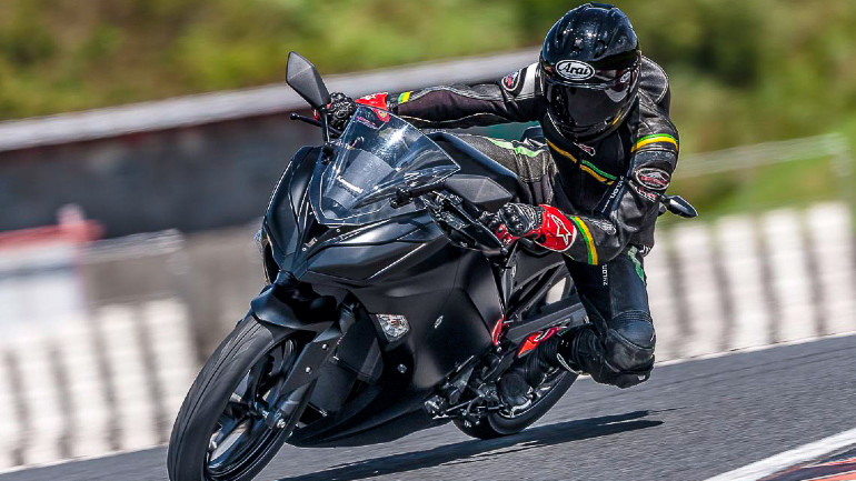 Όλο και πιο κοντά στο υβριδικό project η Kawasaki