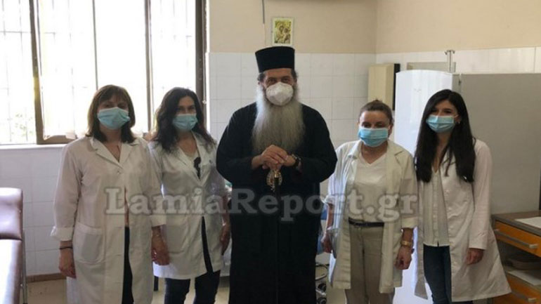 Την πρώτη δόση του εμβολίου της AstraZeneca έλαβε ο Μητροπολίτης Φθιώτιδος, Συμεών Την πρώτη δόση του εμβολίου της AstraZeneca έλαβε ο Μητροπολίτης Φθιώτιδος, Συμεών