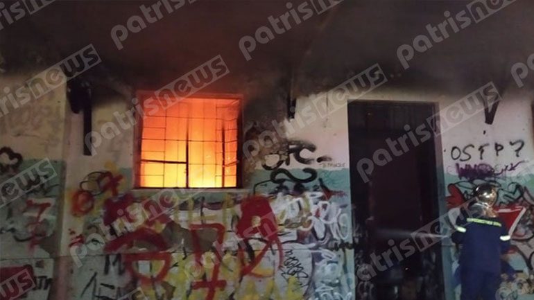 Πανικός στην Αμαλιάδα από φωτιά που ξέσπασε το βράδυ στον πρώην σταθμό του ΟΣΕ Πανικός στην Αμαλιάδα από φωτιά που ξέσπασε το βράδυ στον πρώην σταθμό του ΟΣΕ