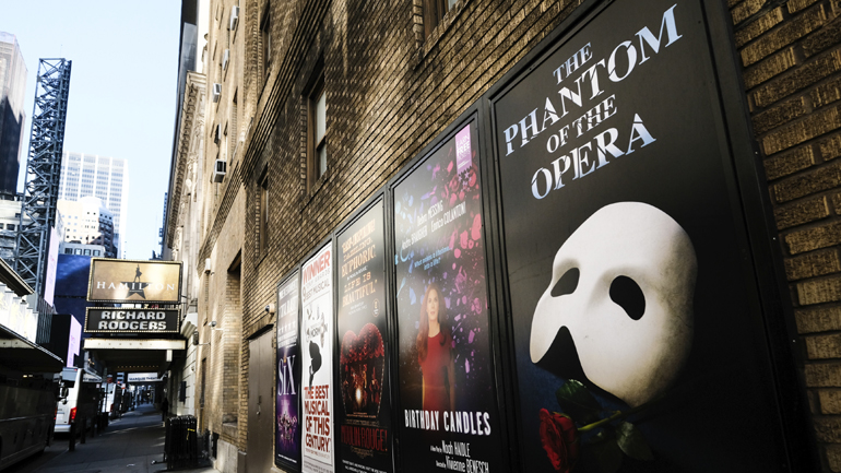 Νέα Υόρκη: Ανοίγει πάλι το Broadway τον Σεπτέμβριο
