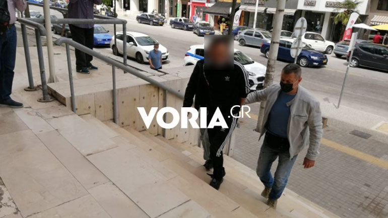 Θεσσαλονίκη: Προφυλακίστηκε ο 47χρονος πατριός που κατηγορείται ότι βίαζε την ανήλικη κόρη του