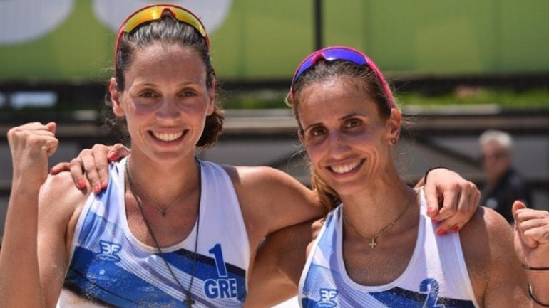 Μπιτς βόλεϊ: Νικηφόρα πρεμιέρα για τις εθνικές ομάδες στο Continental Cup