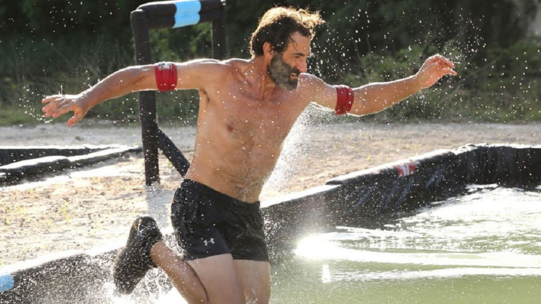 Ο Γιώργος Κοψιδάς εξομολογείται: «Δεν είναι στα σχέδιά μου να κάνω μόνιμη σχέση γιατί μετά τις 17 ημέρες βαριέμαι» Ο Γιώργος Κοψιδάς εξομολογείται: «Δεν είναι στα σχέδιά μου να κάνω μόνιμη σχέση γιατί μετά τις 17 ημέρες βαριέμαι»