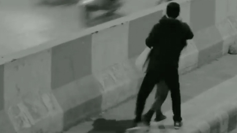 Κακόγουστη έκπληξη Κακόγουστη έκπληξη