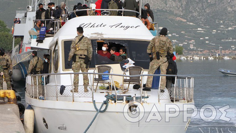 Καλαμάτα: Στα χέρια των λιμενικών οι διακινητές του σκάφους White Angel