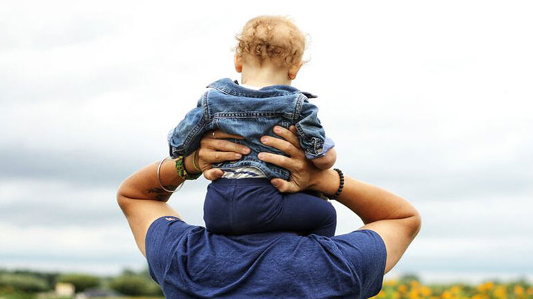 Στη Βουλή το Σχέδιο Νόμου του Υπουργείου Δικαιοσύνης για τη μεταρρύθμιση των σχέσεων γονέων-τέκνων