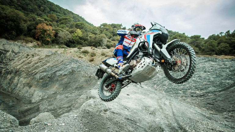 Συνεχίζει τα τρελά του ο Toni Bou με το Honda Africa Twin