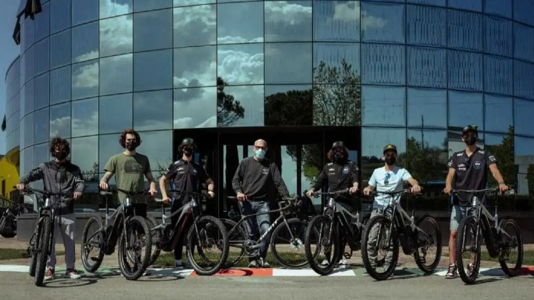 Σημαντική συμφωνία της Giant με την ακαδημία VR46 του Rossi