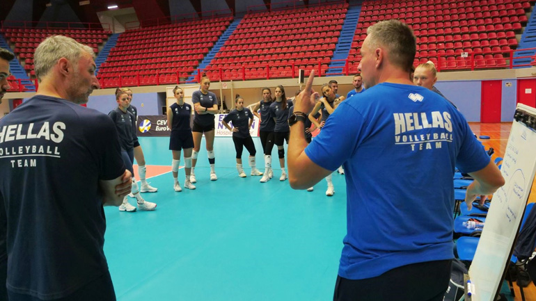 Βόλεϊ: Δυναμικό ξεκίνημα για τις γυναίκες, 3-0 τη Νορβηγία