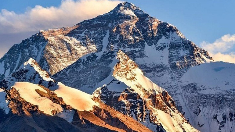 Νεπαλέζος έσπασε το ρεκόρ αναρριχήσεων στο Έβερεστ