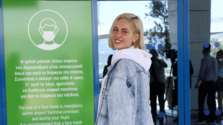 Eurovision 2021: Αναχώρησε για το Ρότερνταμ η Έλενα Τσαγκρινού