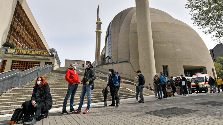 Γερμανία: Τουλάχιστον 12.656 νέα κρούσματα σε 24 ώρες