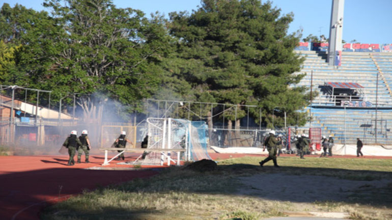 Ένταση μεταξύ οπαδών του Πανιωνίου και  ΜΑΤ