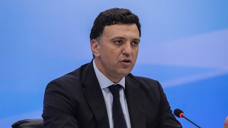 Κικίλιας: Στο τέλος του μήνα ανοίγει η πλατφόρμα για τις ηλικίες 30-44