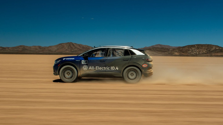 Το VW ID.4 σε χωμάτινο αγώνα στο Μεξικό