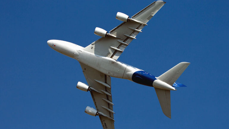 Ζήτησε να εκδώσει εισιτήριο με την Aegean και μόνο που δεν τον έβρισαν!