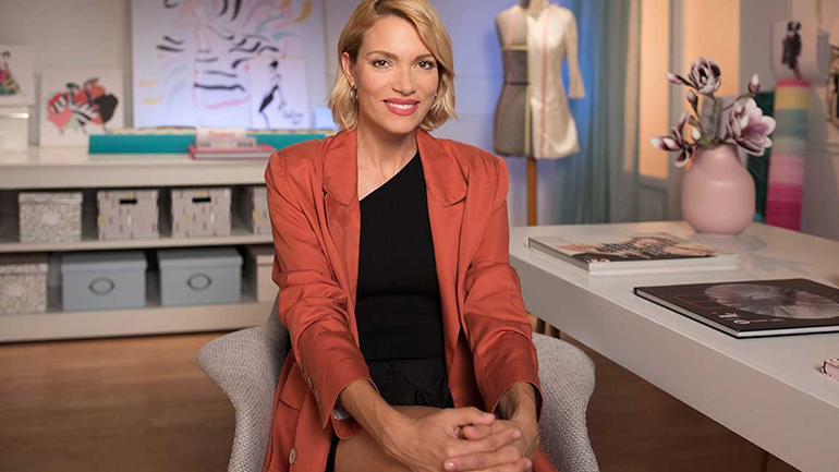 Βίκυ Καγιά: Δείτε πόσο πολύ μοιάζει με τη μητέρα της!