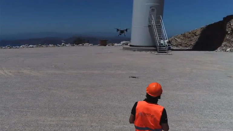 Επιθεωρήσεις σε ανεμογεννήτριες με τη χρήση drone