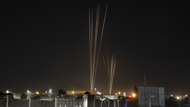 Ισραήλ: Επίθεση της Χαμάς με ρουκέτες στο Τελ Αβίβ