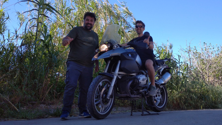 Έχει γράψει πολλά χιλιόμετρα με το GS του και ονειρεύεται να κάνει ακόμα περισσότερα!