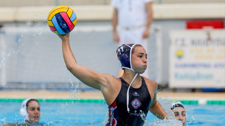 Πόλο γυναικών: Μία νίκη μακριά από τους τελικούς η Βουλιαγμένη, 15-5 τον Εθνικό