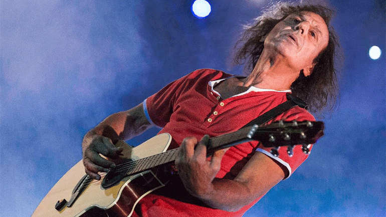 Ο Βασίλης Παπακωνσταντίνου στο Κατράκειο Θέατρο Νίκαιας