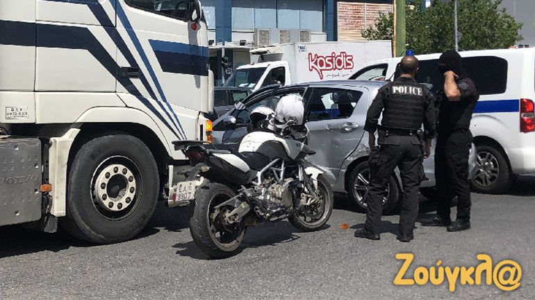 Μποτιλιάρισμα στην άνοδο της Λεωφόρου Βουλιαγμένης