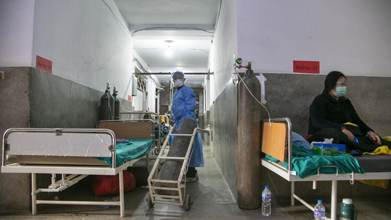 Σε κατάσταση κρίσης το Νεπάλ λόγω της ραγδαίας αύξησης κρουσμάτων Covid-19