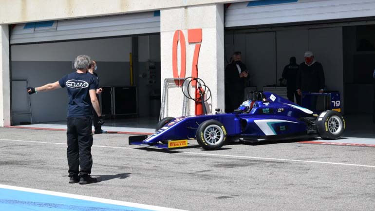 Ένας 16χρονος Έλληνας στην ιταλική Formula 4
