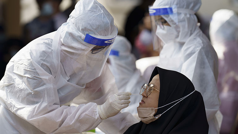 Η Μαλαισία κατέγραψε τον υψηλότερο αριθμό νέων κρουσμάτων Covid-19 του τελευταίου τριμήνου