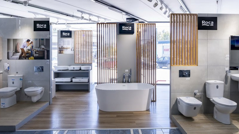 Λακιώτης και Roca ενισχύουν τη συνεργασία τους με έναν πρότυπο εκθεσιακό χώρο