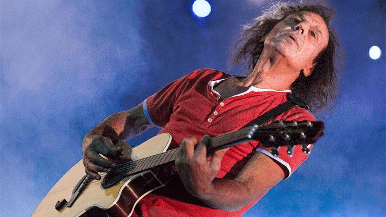 Ο Βασίλης Παπακωνσταντίνου στο Κατράκειο Θέατρο Νίκαιας