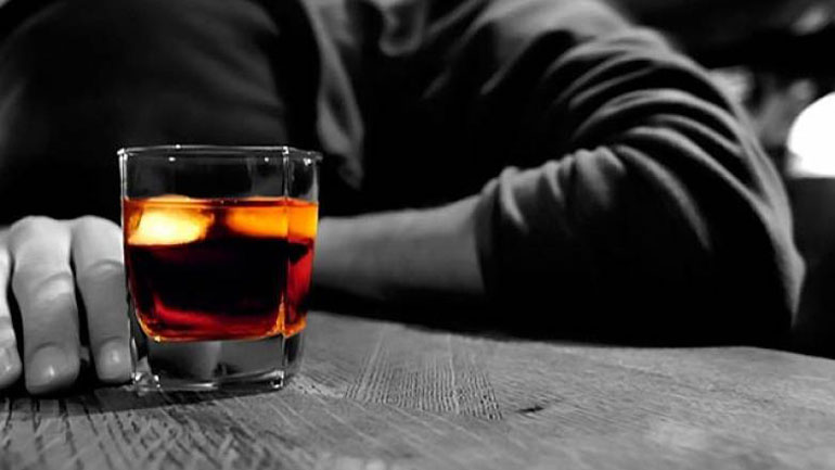 Πάτρα: Διαρρήκτης σε σούπερ μάρκετ… “σήκωσε” 20 φιάλες ουίσκι