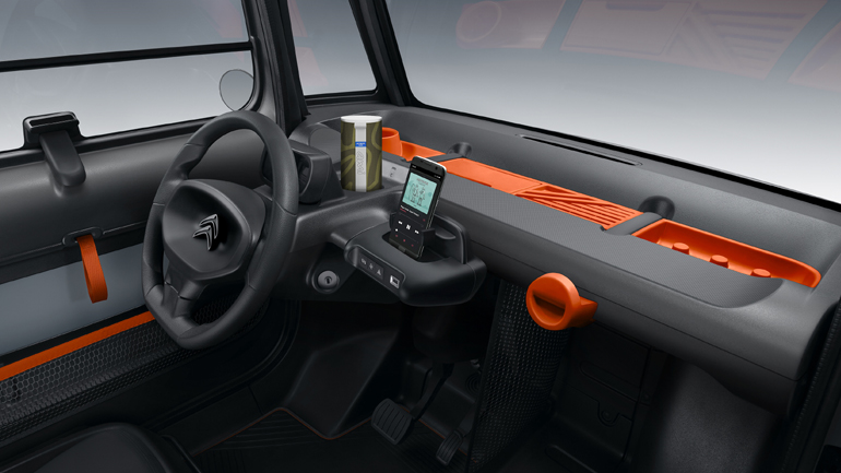 Απλό, όμορφο και πρακτικό το εσωτερικό. 