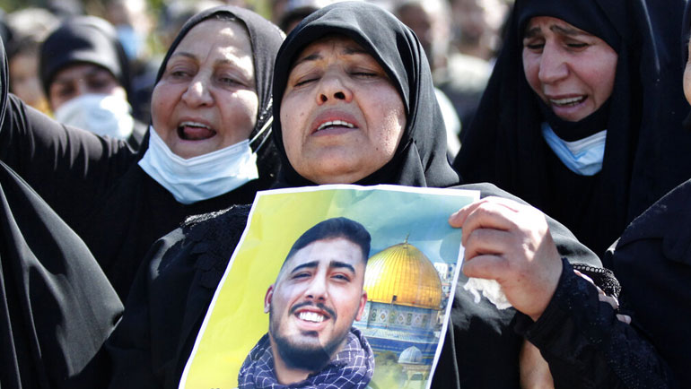 Λίβανος: Εκατοντάδες άτομα στην κηδεία μέλους της Χεζμπολάχ που σκοτώθηκε από ισραηλινά πυρά