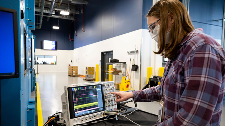 Στο Μίσιγκαν το Ford Ion Park αποκλειστικά για μπαταρίες παραγωγής υψηλής τάσης 