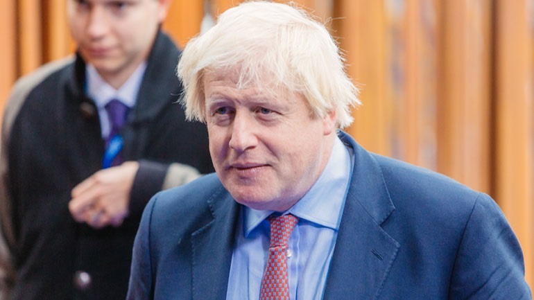 Παιχνίδια του Λονδίνου με τη συμφωνία για το Brexit – Ανησυχούν οι Ιρλανδοί