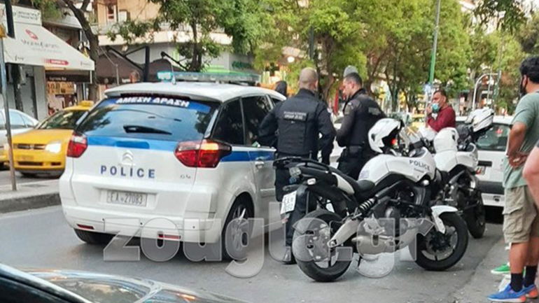 Ληστεία στα Κάτω Πατήσια – Πολίτες καταδίωξαν και έπιασαν τους δράστες Ληστεία στα Κάτω Πατήσια – Πολίτες καταδίωξαν και έπιασαν τους δράστες