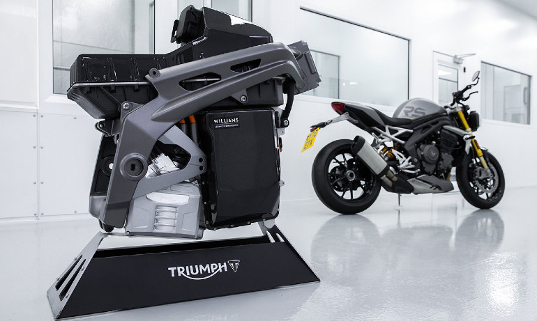 Η Triumph νωρίτερα φέτος μας έδειξε το δικό της ηλεκτρικό σύστημα με τη βοήθεια της Williams.