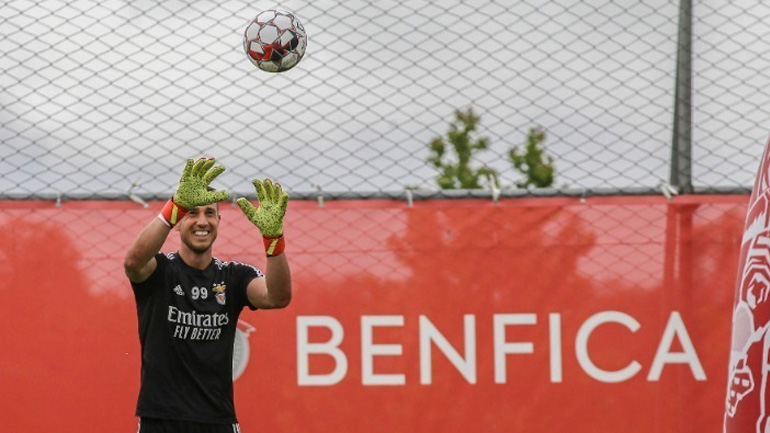 «Ο Βλαχοδήμος επιστρέφει, ίσως στο αποχαιρετιστήριο παιχνίδι του στη Μπενφίκα»