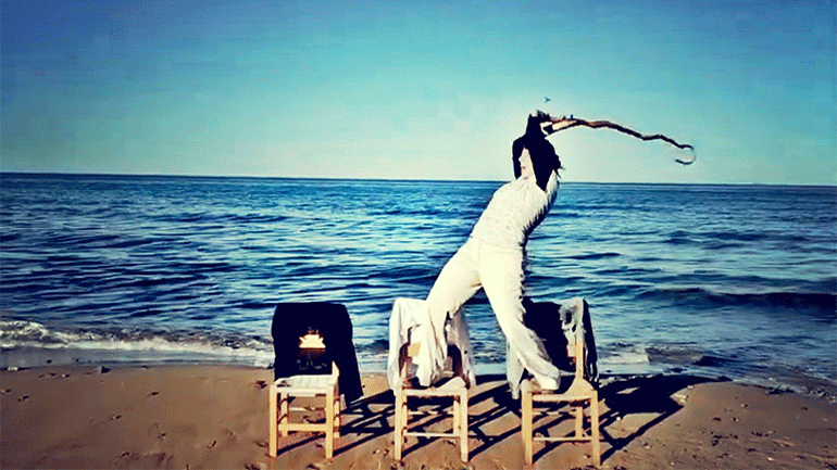 «Μια μικρή Ελλάδα», μια «Ταινία – Γέφυρα» από τον Κώστα Γάκη