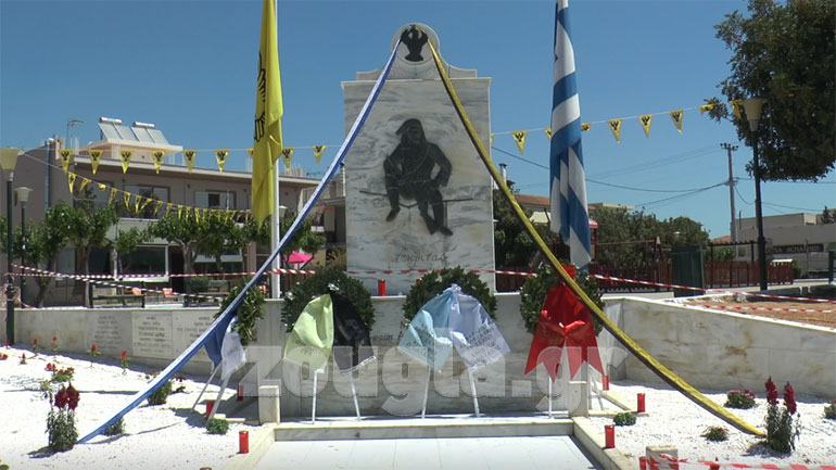 Κατάθεση στεφάνου για τη Γενοκτονία στο μνημείο «Ακρίτες του Πόντου» του Δήμου Αχαρνών