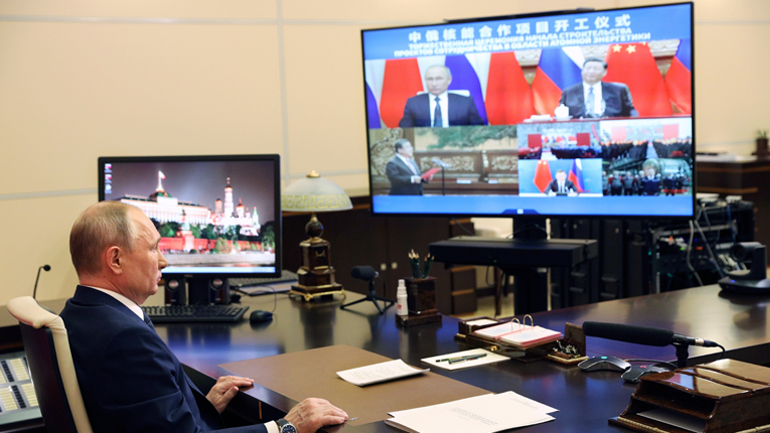 Πούτιν και Σι Τζιπίνγκ εγκαινίασαν εγκαταστάσεις για τέσσερις πυρηνικούς αντιδραστήρες στην Κίνα