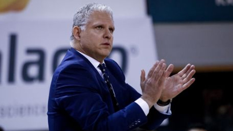 Στο Περιστέρι και τη νέα σεζόν ο Μανωλόπουλος