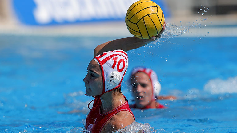 Πόλο γυναικών: Στον τελικό ο Ολυμπιακός, 23-5 τη Γλυφάδα