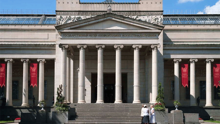 Η διευθύντρια του μουσείου Πούσκιν προσκαλεί άτομα εσωστρεφή να εργασθούν στο μουσείο