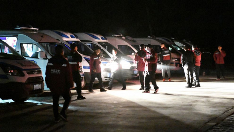 Αυξάνεται ο αριθμός των θυμάτων από τον ορεινό μαραθώνιο της Κίνας